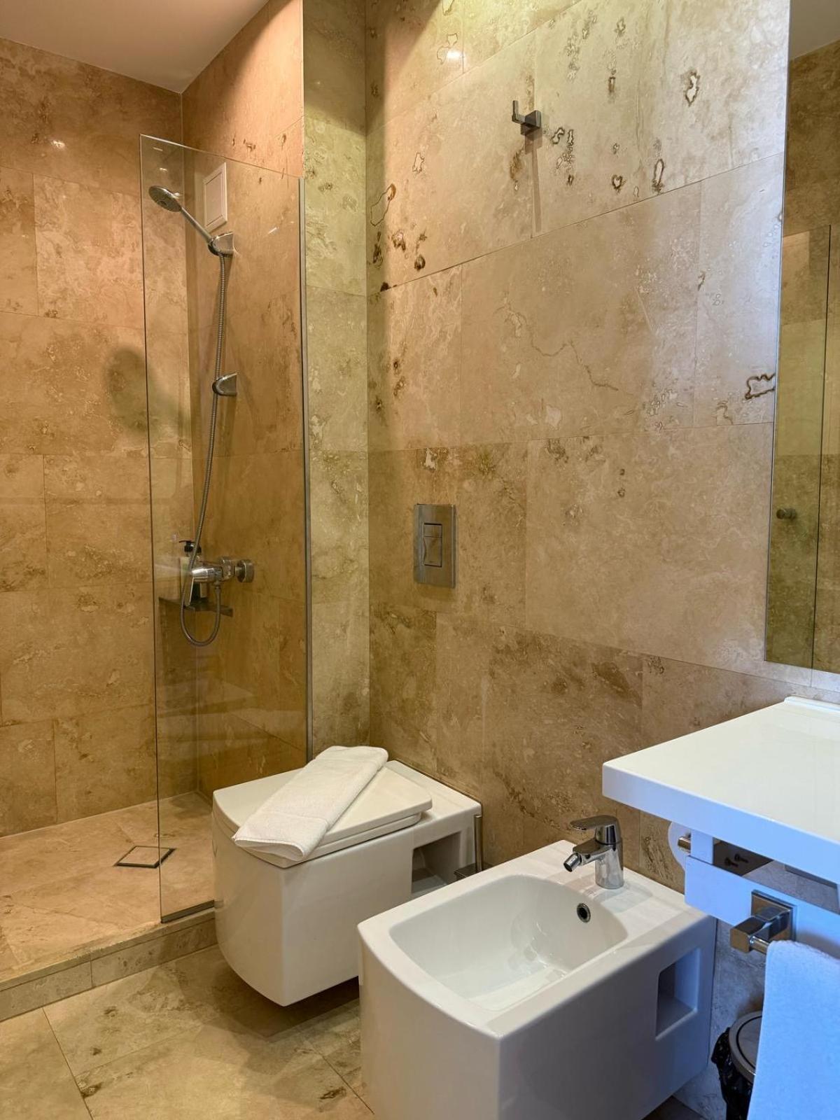 Boutique Kanyon 2* Sofia